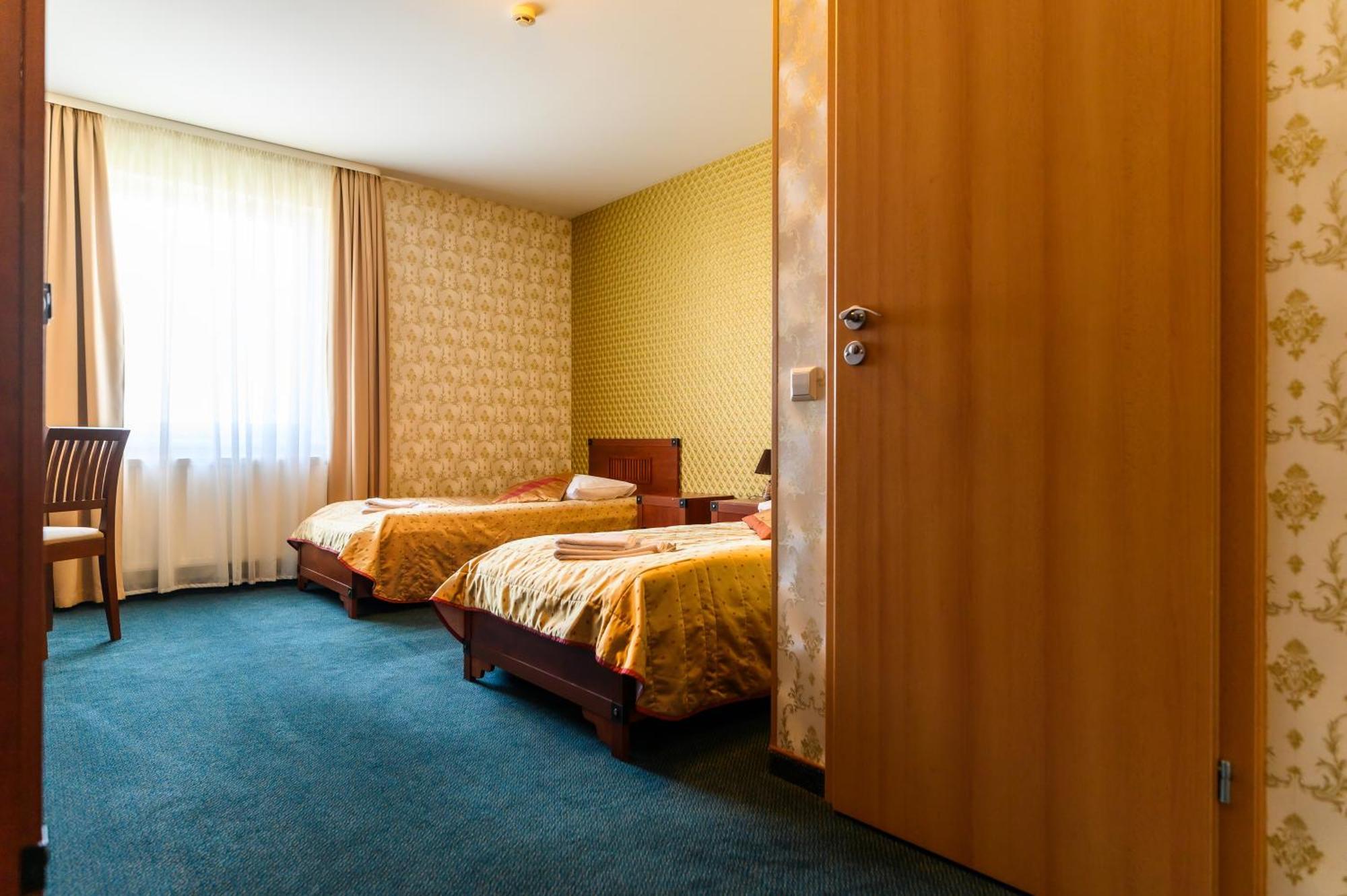Hotel Synet Mažeikiai Eksteriør billede