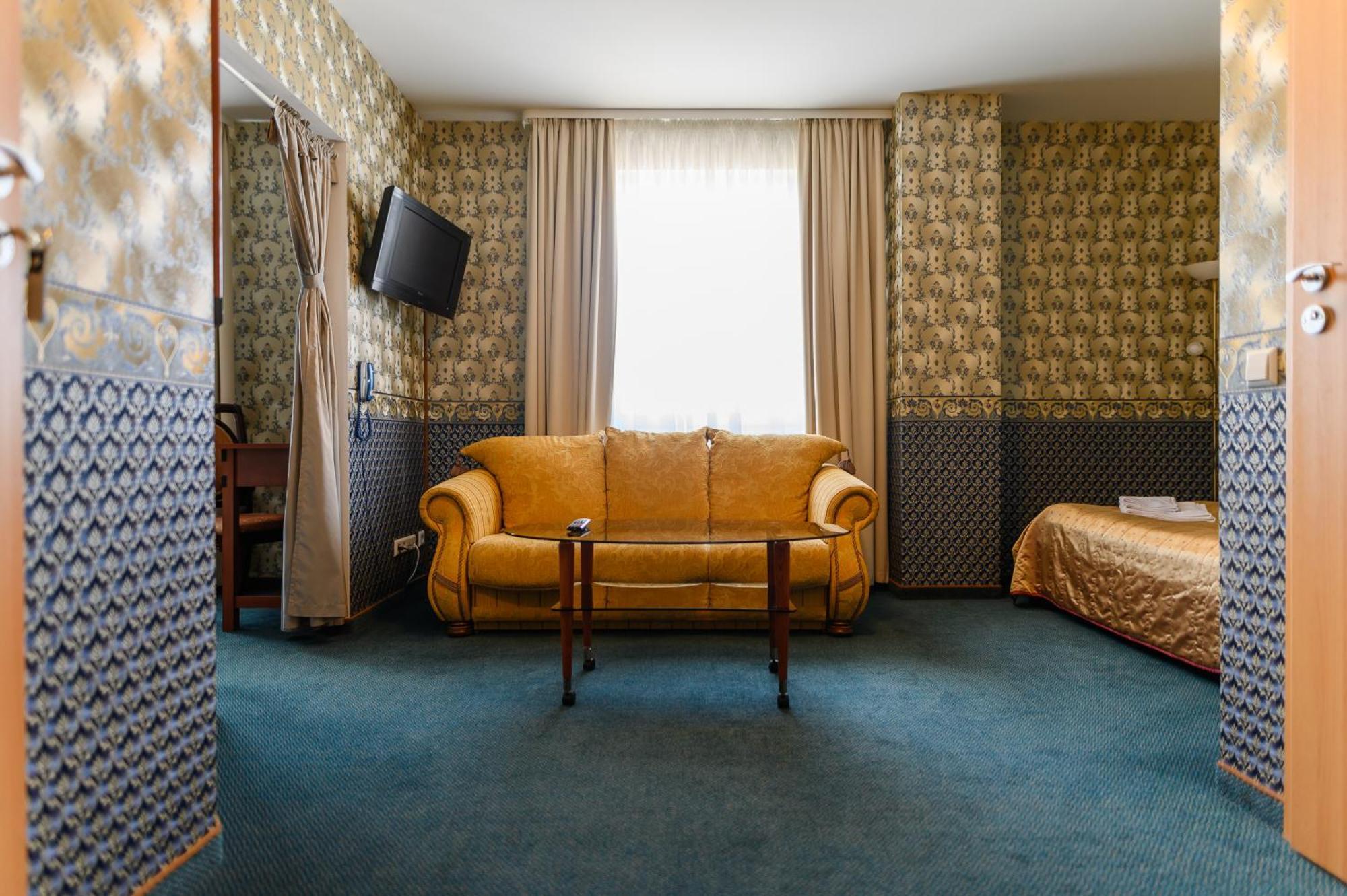 Hotel Synet Mažeikiai Eksteriør billede